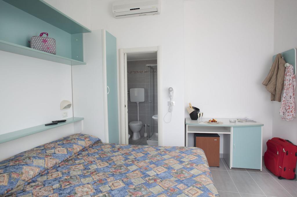 Hotel Oceania Bellaria-Igea Marina Esterno foto